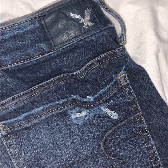 American Eagle Ripped Jeans - Picture 3 of 4